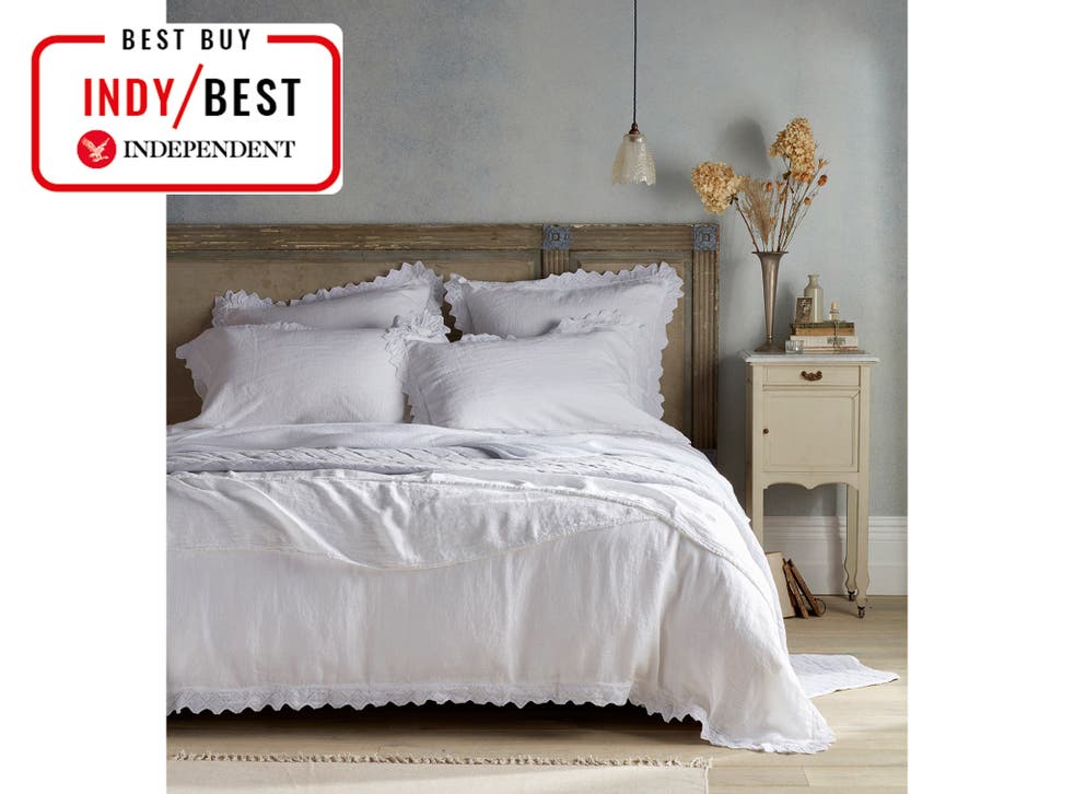 Best Linen Bedding 2022 From Luxury To, Easiest Way To Change A King Size Duvet Cover