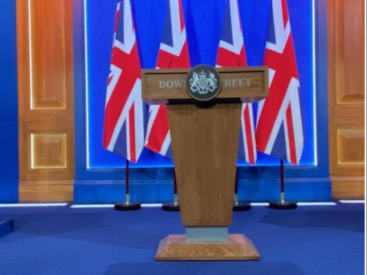 Downing Street changes press room podium after apparent design blunder Downing Street changes press room podium after apparent design blunder