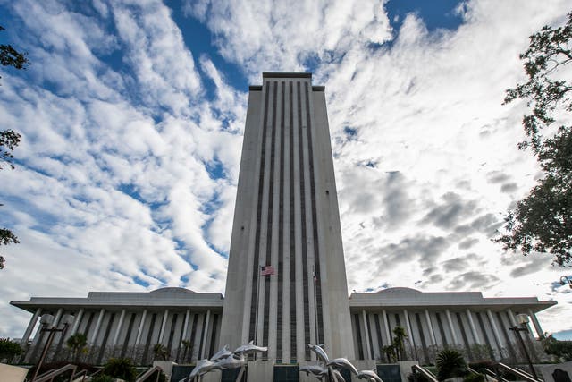 Una vista del edificio del Capitolio del Estado de Florida el 10 de noviembre de 2018 en Tallahassee, Florida.