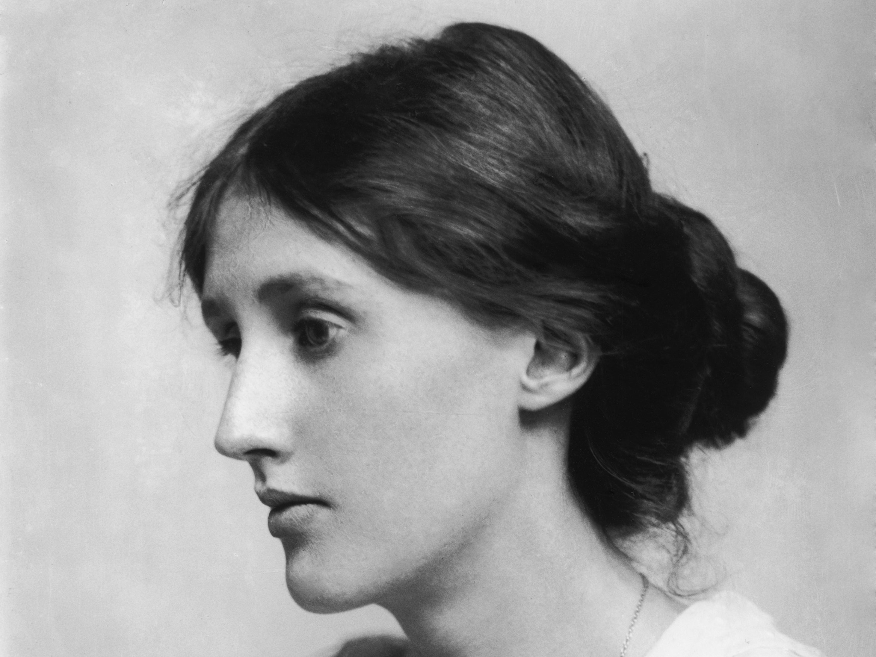 English novelist and critic Virginia Woolf (1882 - 1941), in 1902
