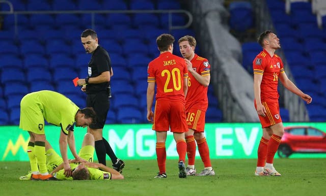 Daniel James seals late Wales victory over Czech Republic as both sides ...