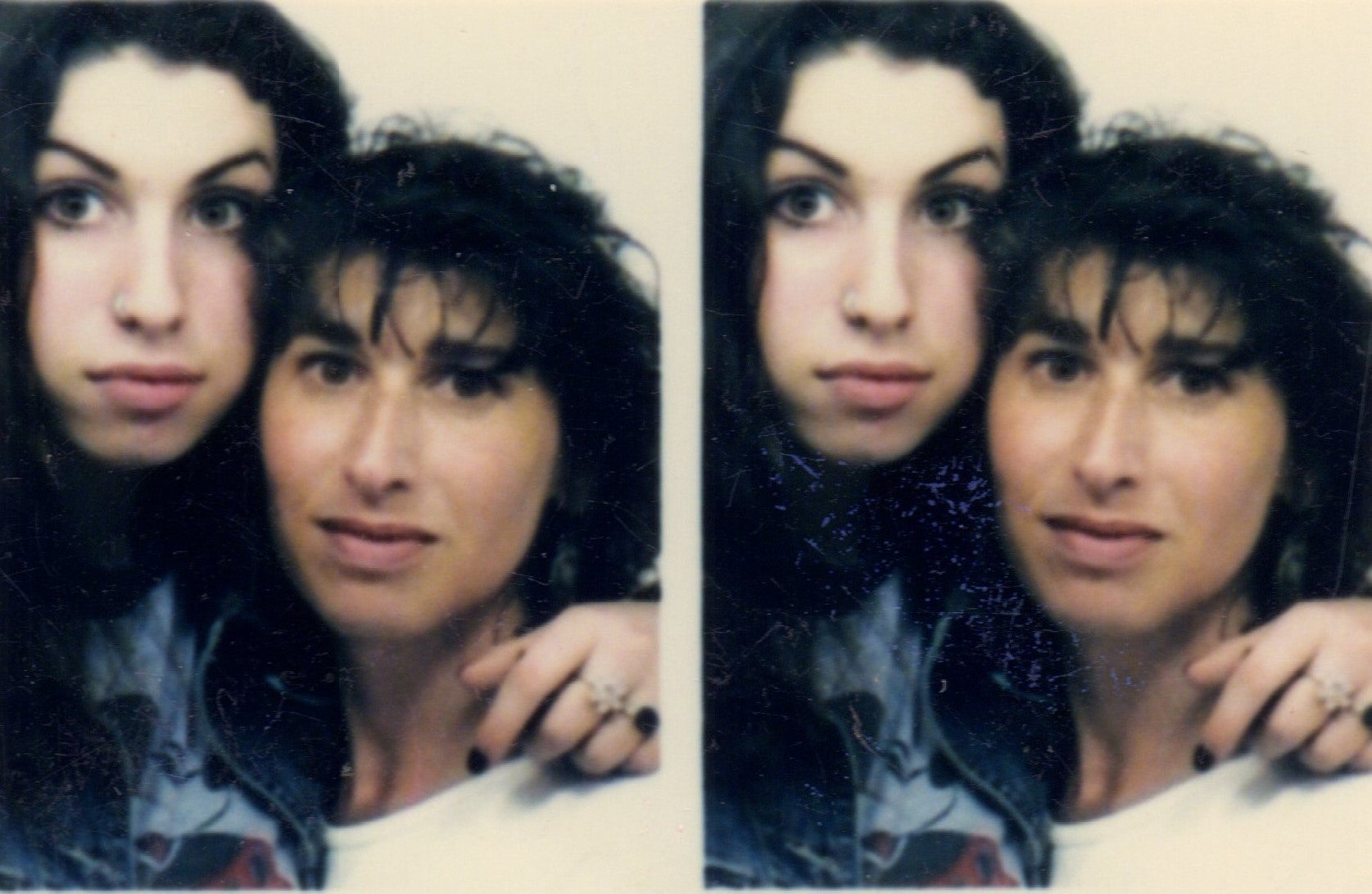 A young Amy Winehouse with her mother Janis