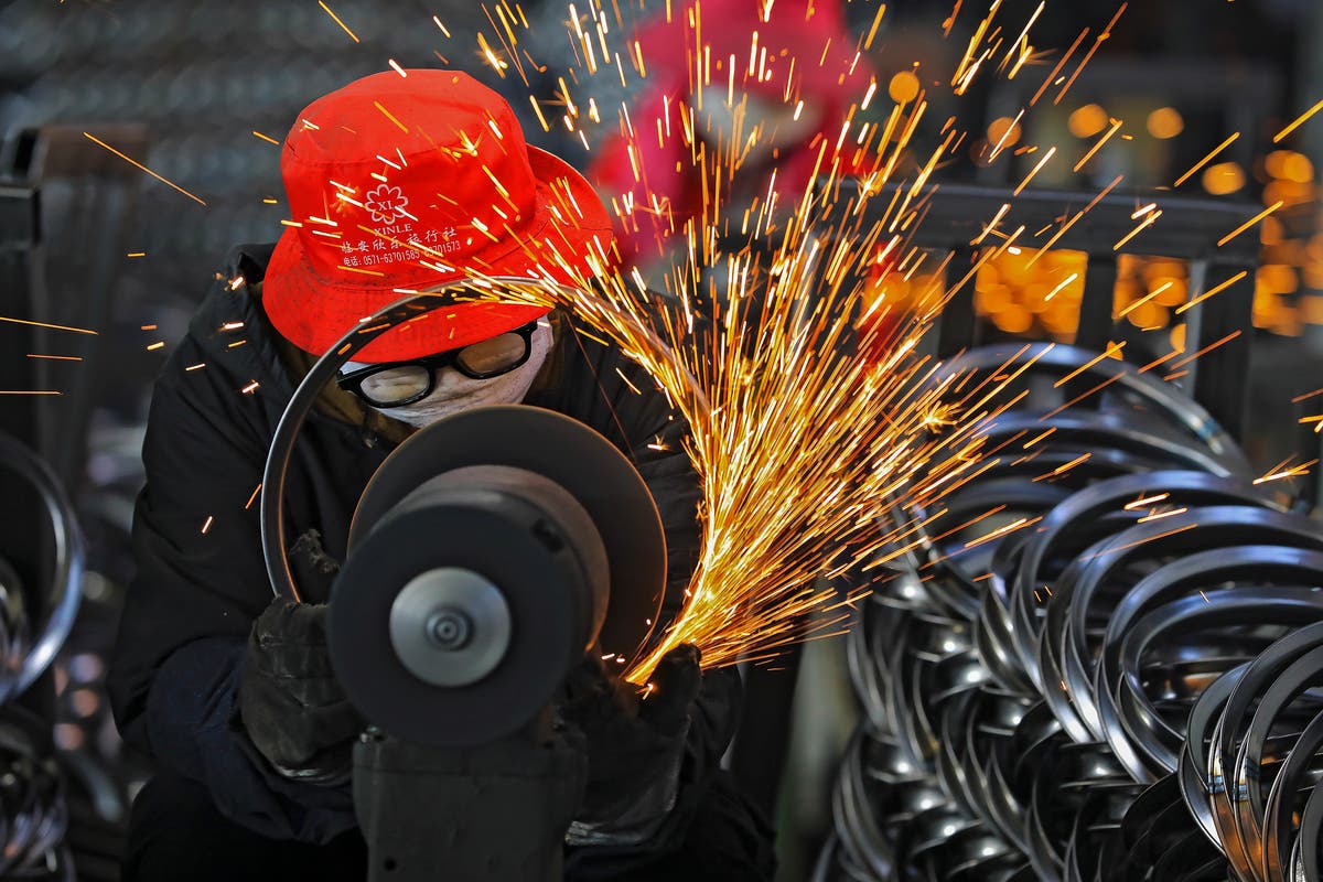 China manufacturing rebounds in March amid tech, virus risks China manufacturing rebounds in March amid tech, virus risks