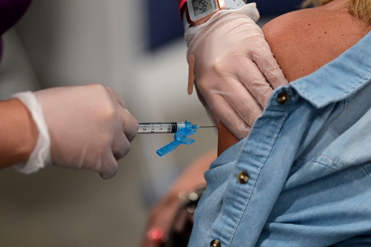 Biden launches community corps to boost COVID vaccinations