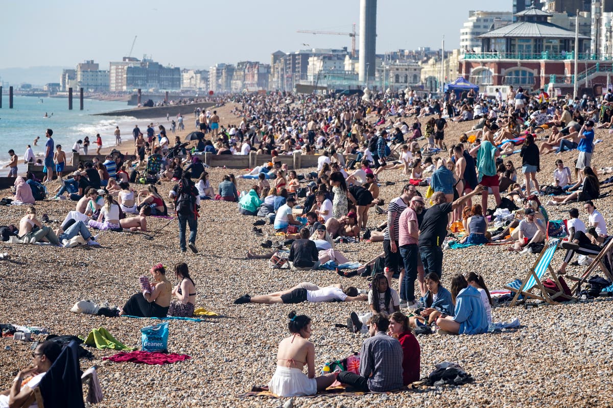 Police issue Easter weekend warnings amid fears new coronavirus rules ‘almost impossible’ to enforce