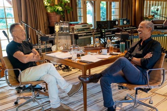 <p>Bruce Springsteen y Barack Obama tienen un podcast de Spotify juntos titulado ‘Renegades: Born in the USA’ </p>