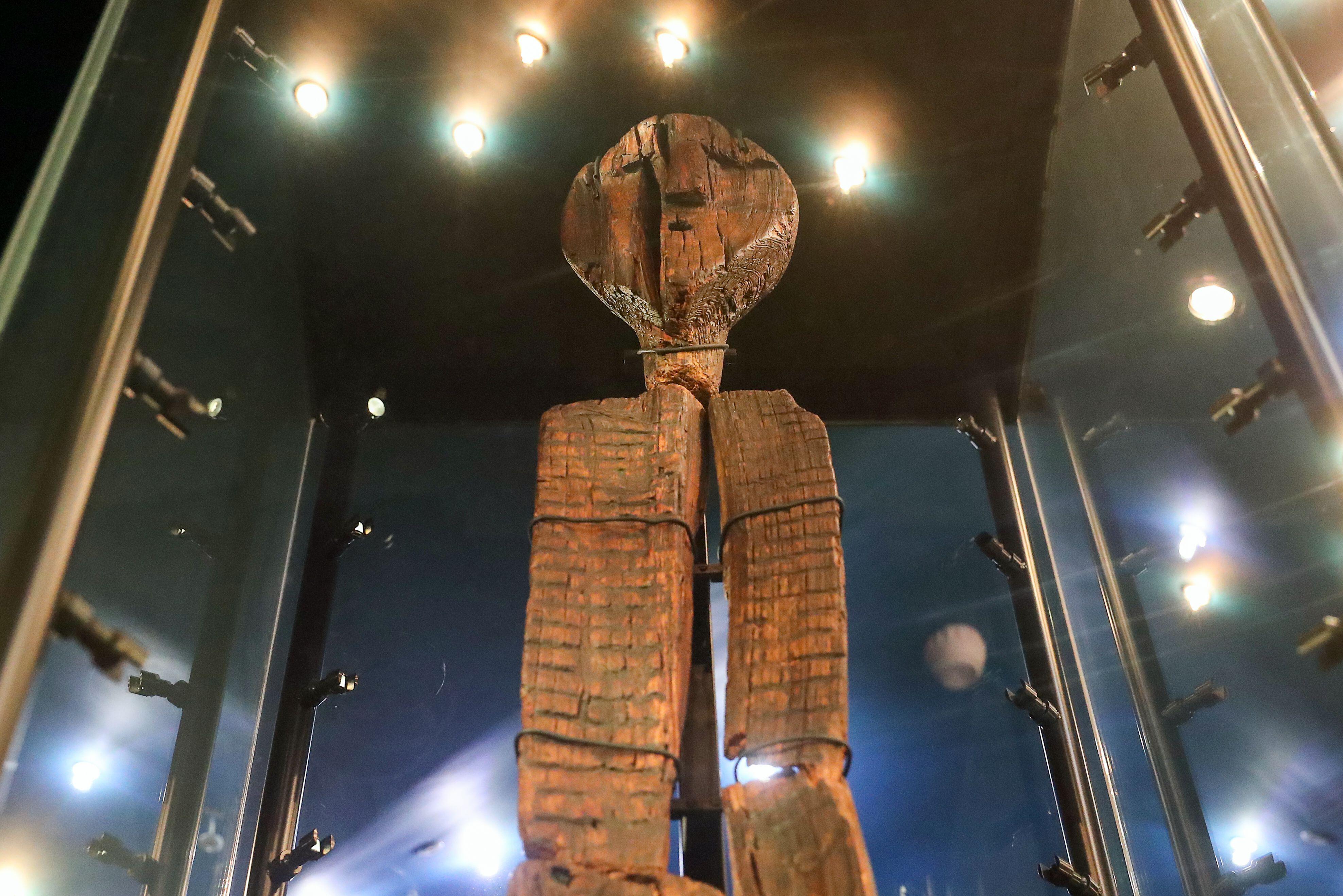 The Shigir Idol on display at the Sverdlovsk Regional Museum of Local Lore