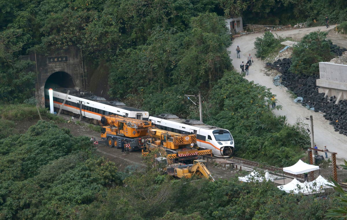 Taiwan prosecutors probe train crash that killed 51 
