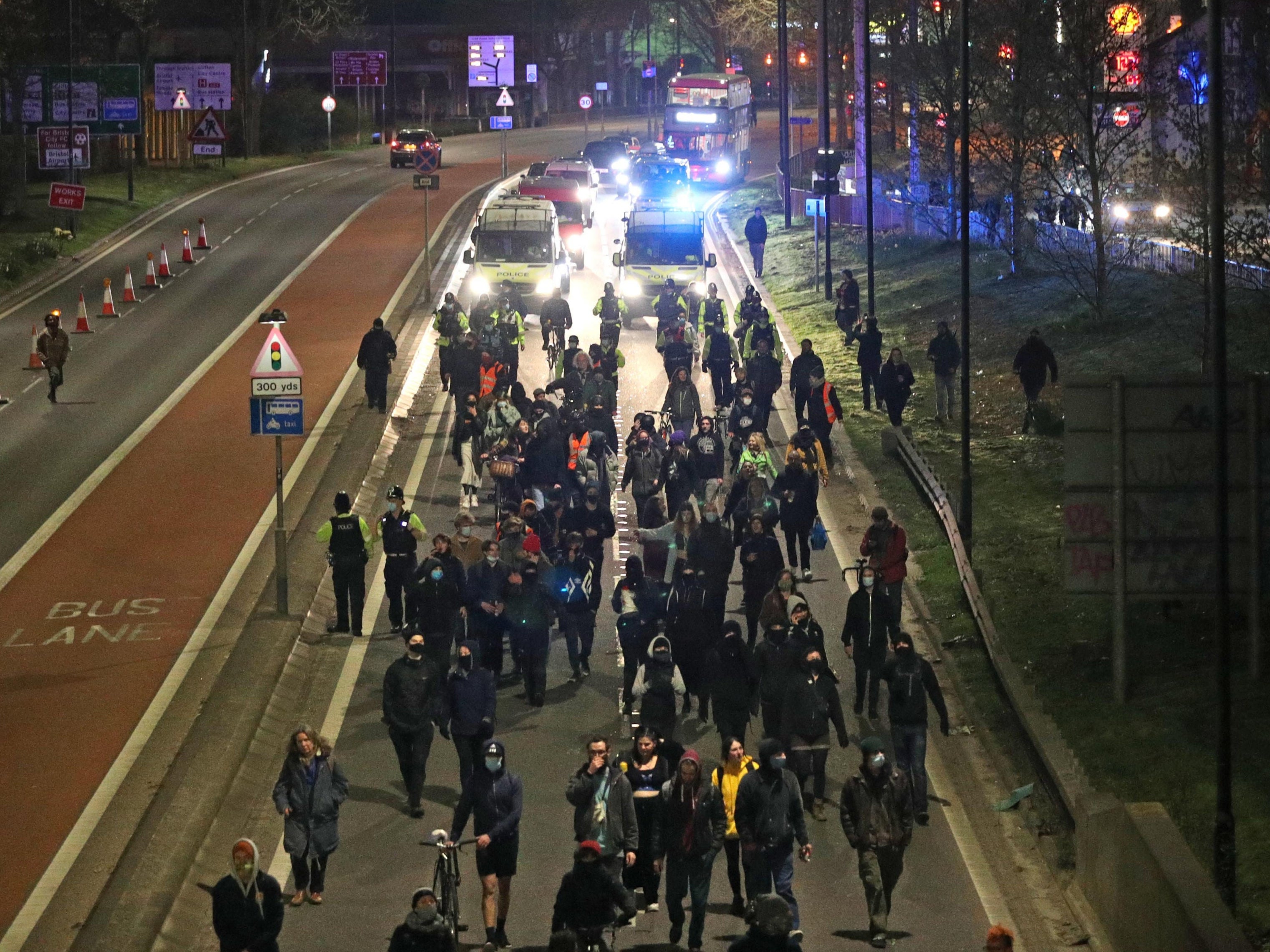 Kill the Bill protests M32 motorway closed in Bristol after 100