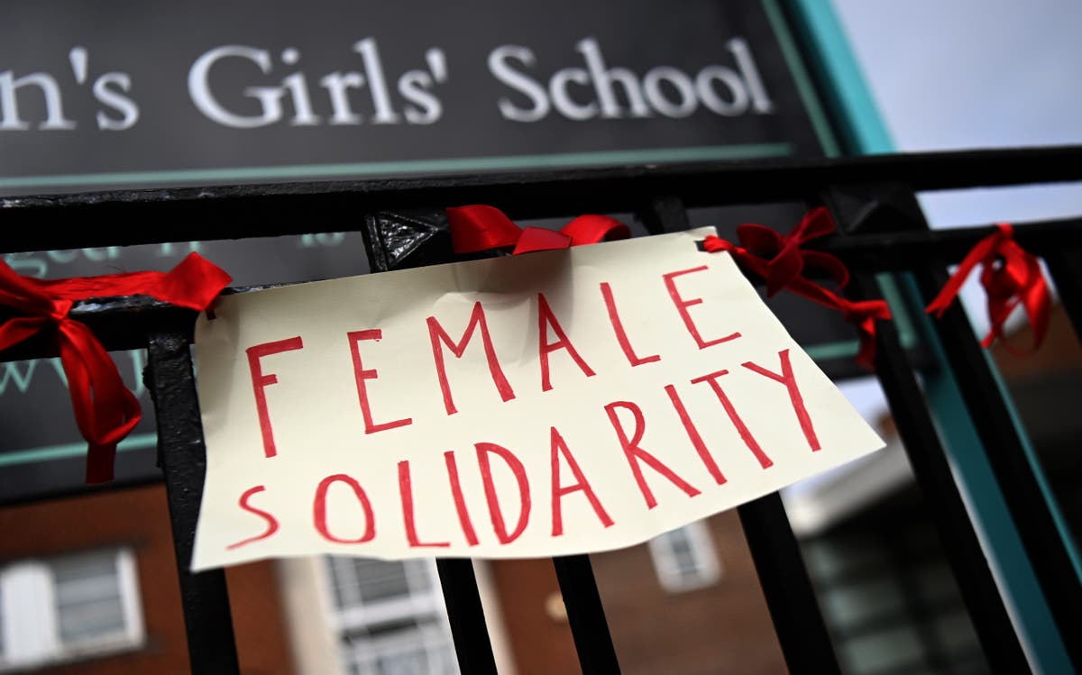 Female teachers and pupils worried about walking school corridors alone due to abuse and sexism, union says