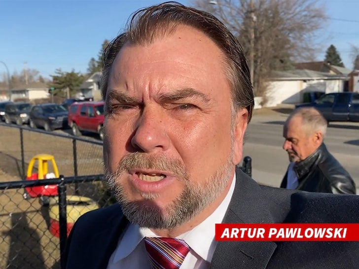 Artur Pawlowski called Calgary Police “Nazis” for enforcing Covid-19 worship rules during an Easter service on Saturday (pictured in his YouTube video)