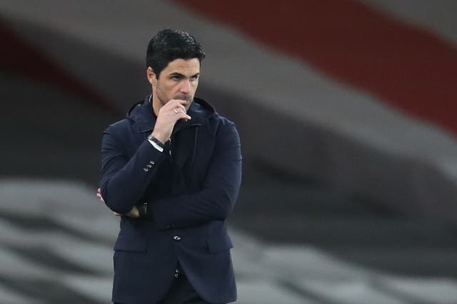 Mikel Arteta watches Arsenal suffer against Liverpool