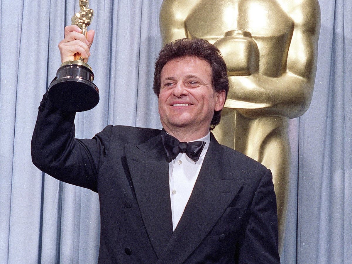 12 of the shortest Oscars speeches ever