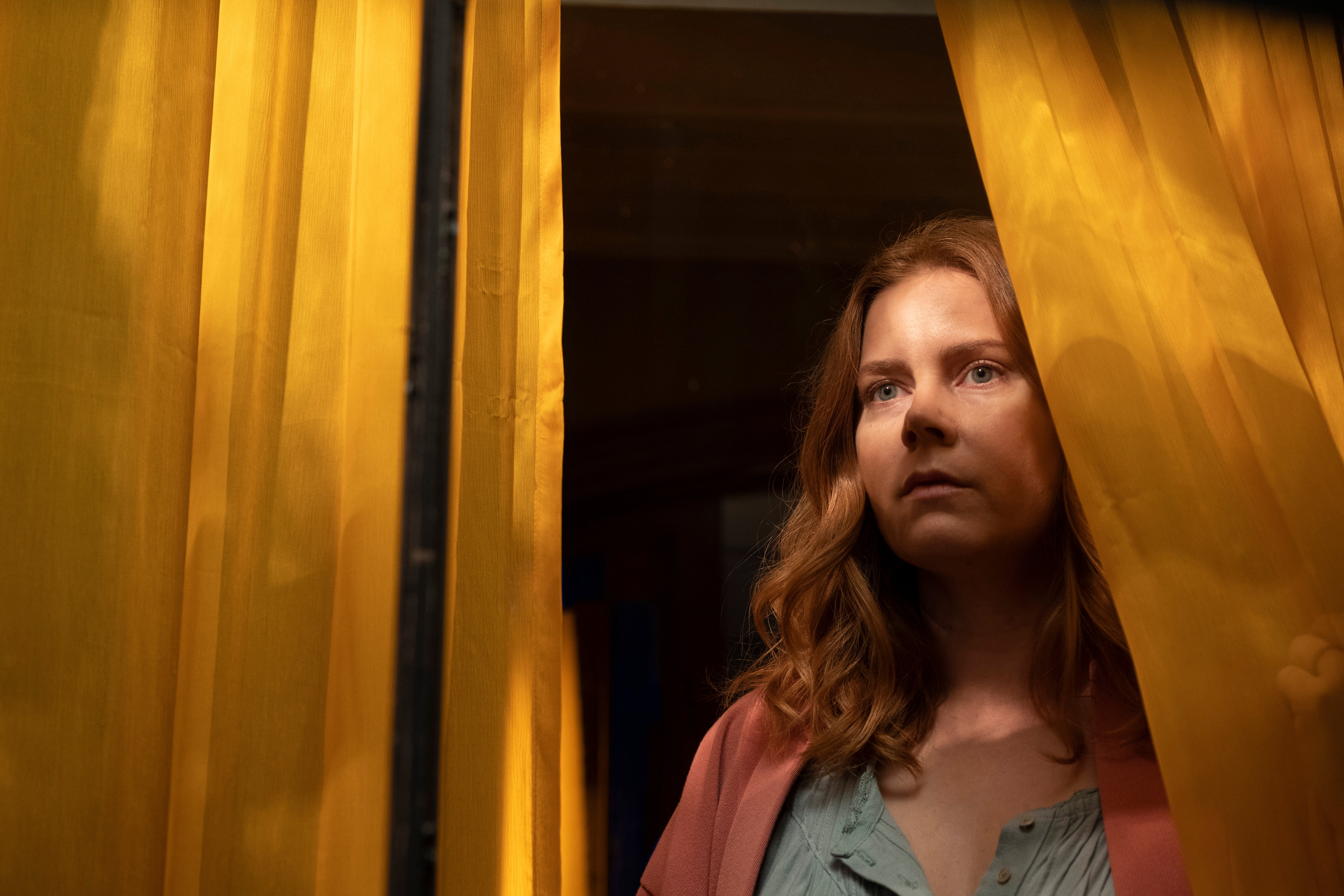 Amy Adams heads up Joe Wright’s long-delayed ‘The Woman in the Window’