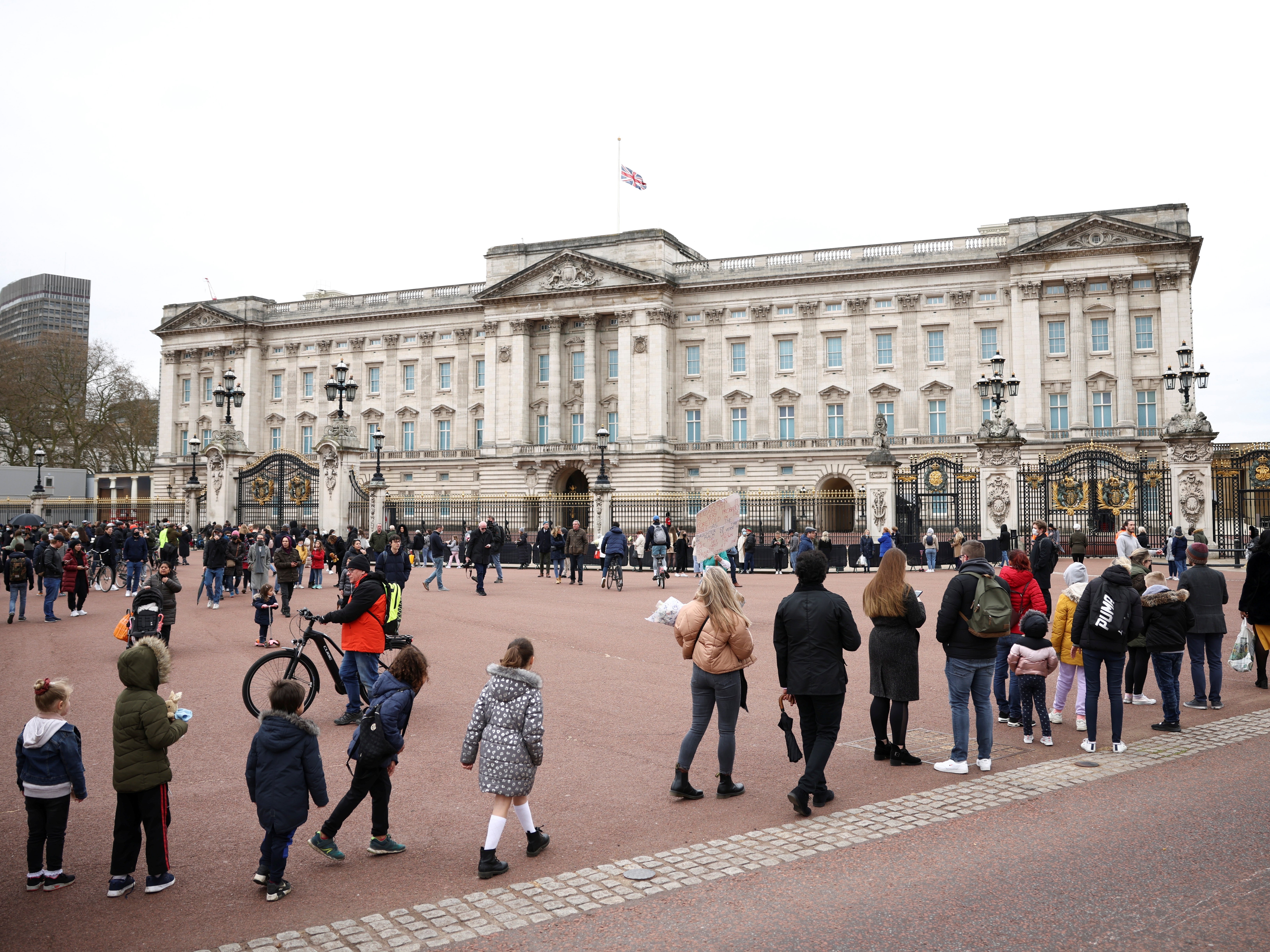 People queue outside Buckingham Palace to pay respects to Philip