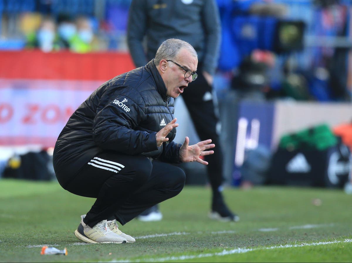 Leeds United: Raphinha rejects suggestions that Marcelo Bielsa is a 'cold'  coach | The Independent