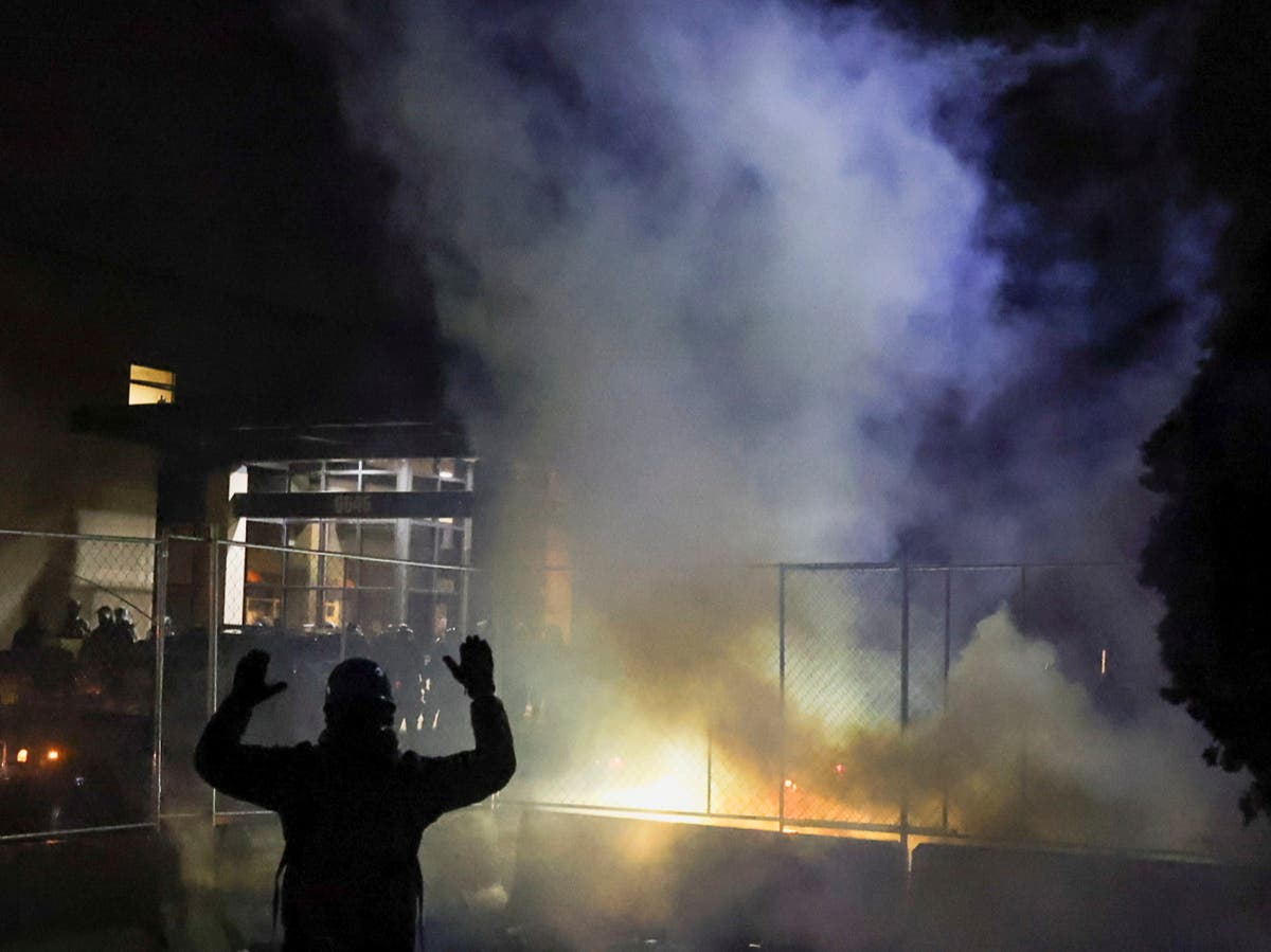 Minnesota protests &ndash; live: 40 arrested at Daunte Wright demo just 10 miles from where George Floyd was killed