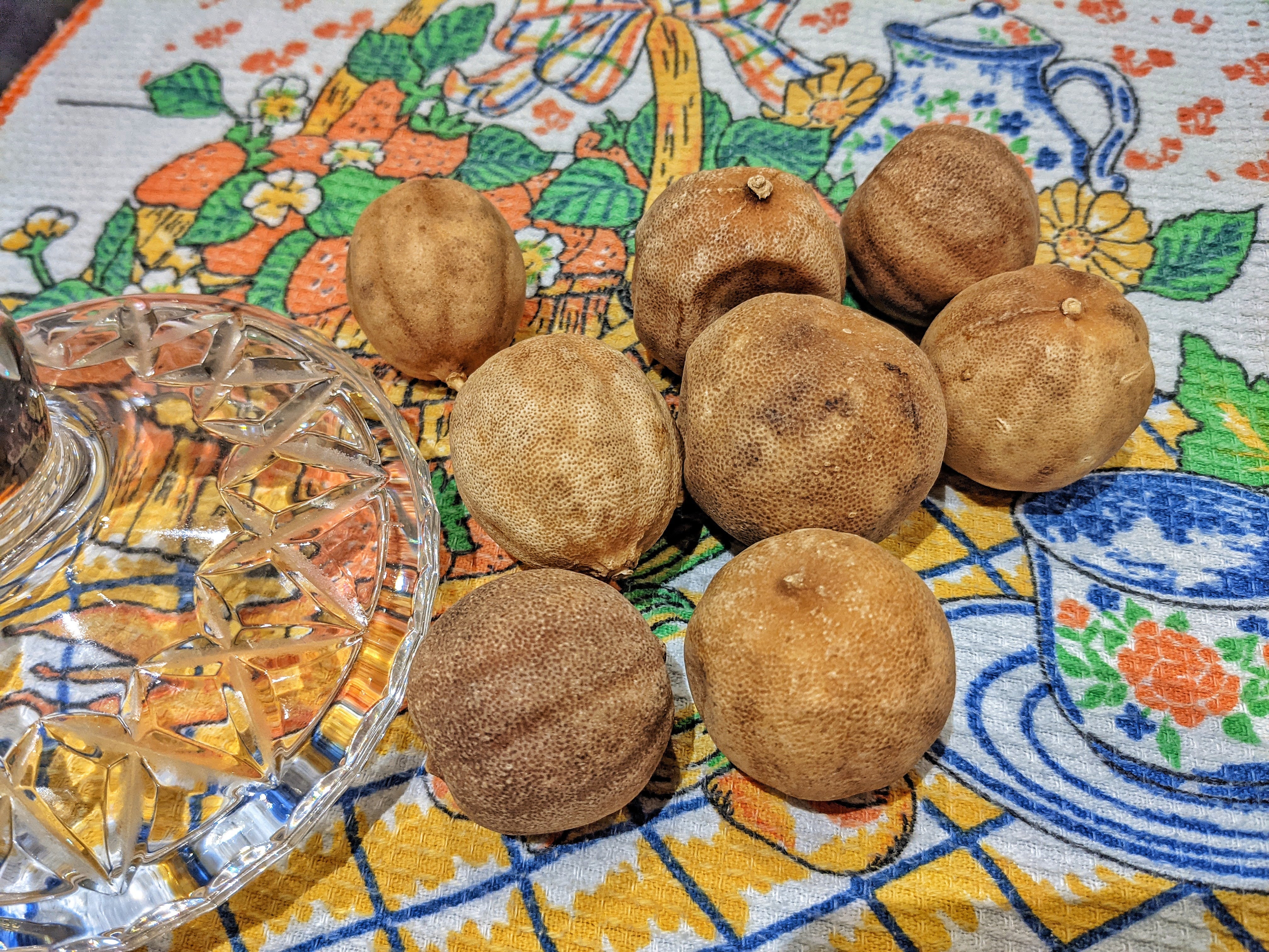 Persian dried limes add a tangy flavour, but you could just sub in regular lime juice