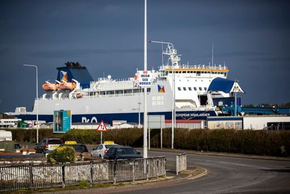 Brexit: More Northern Ireland trade disruption looms as EU rejects UK compromise plan