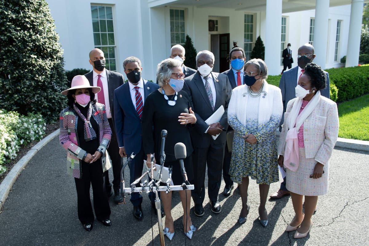 Black lawmakers urge Biden to protect voting rights during Oval Office meeting Black lawmakers urge Biden to protect voting rights during Oval Office meeting