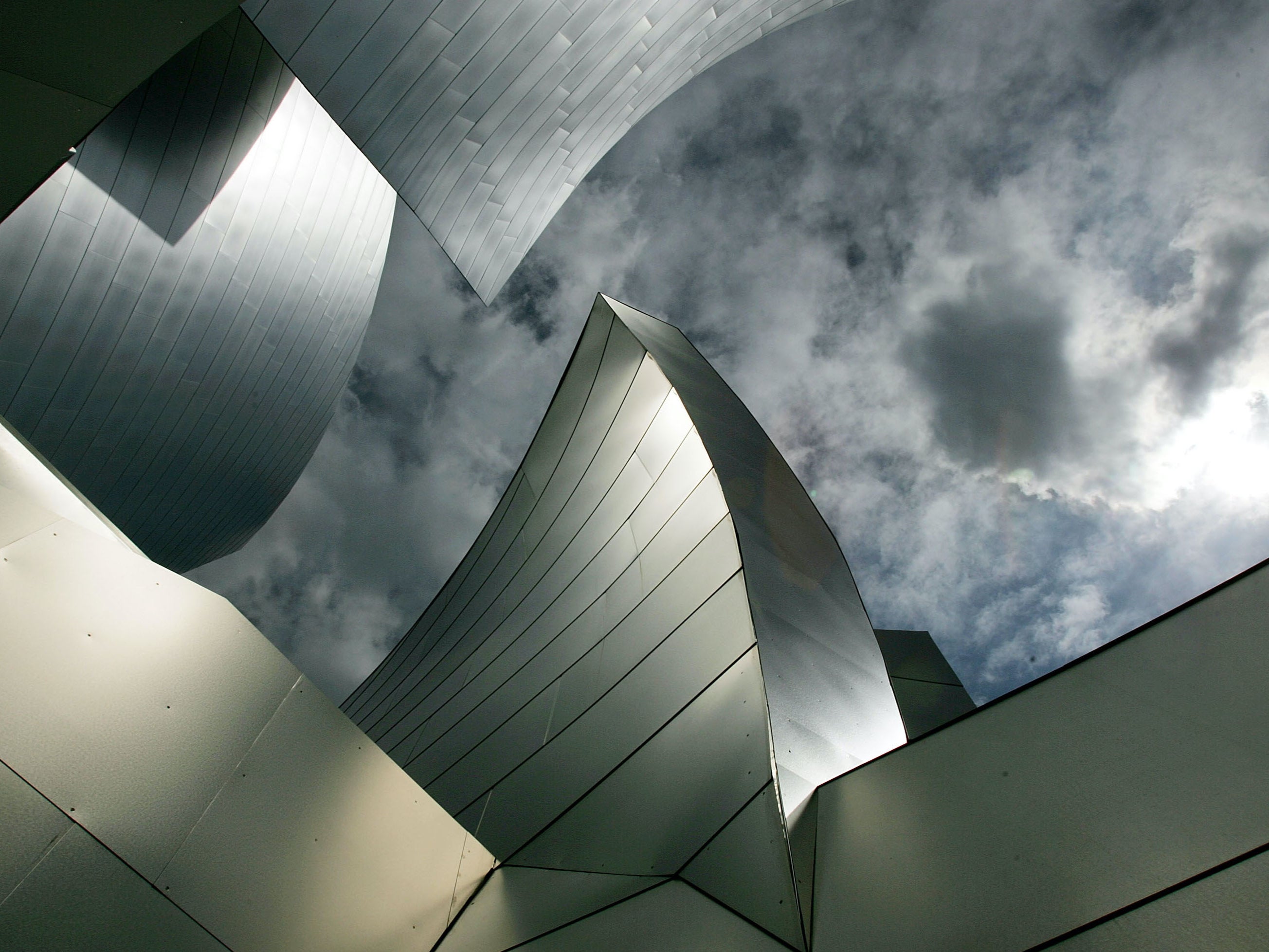 Gehry’s concert hall for Disney in Los Angeles, California