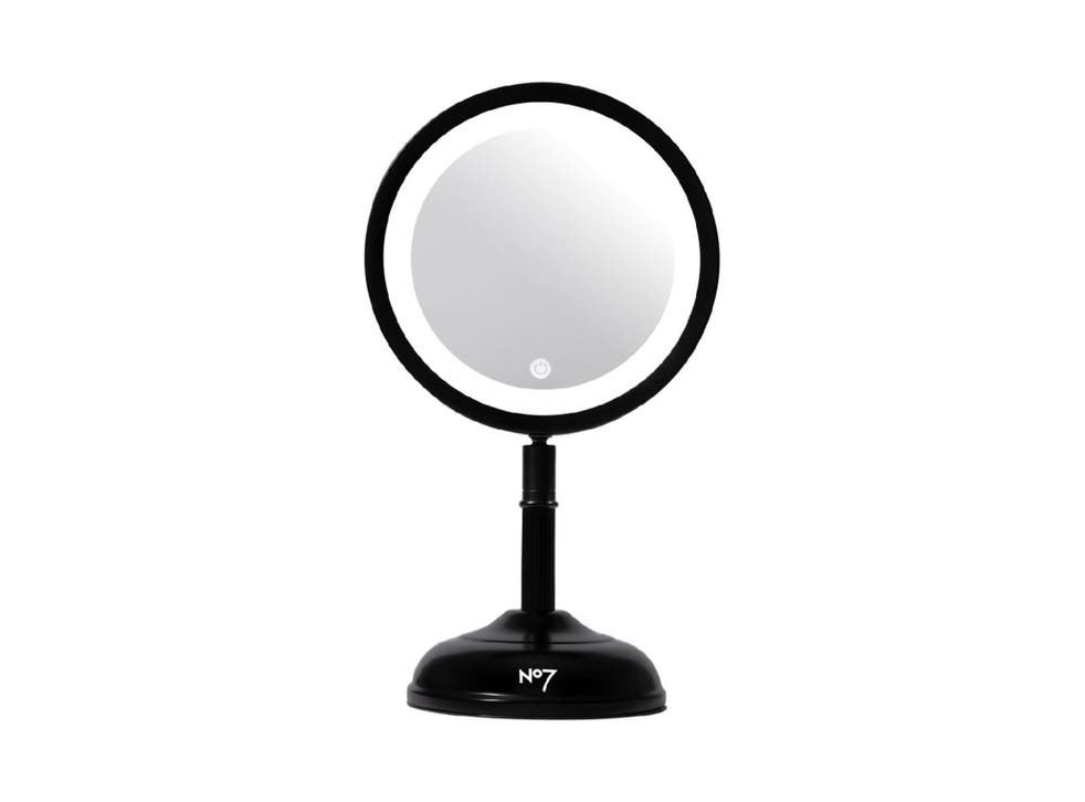 Best Light Up Vanity Mirrors 2021 For, Illuminated Makeup Mirror Uk