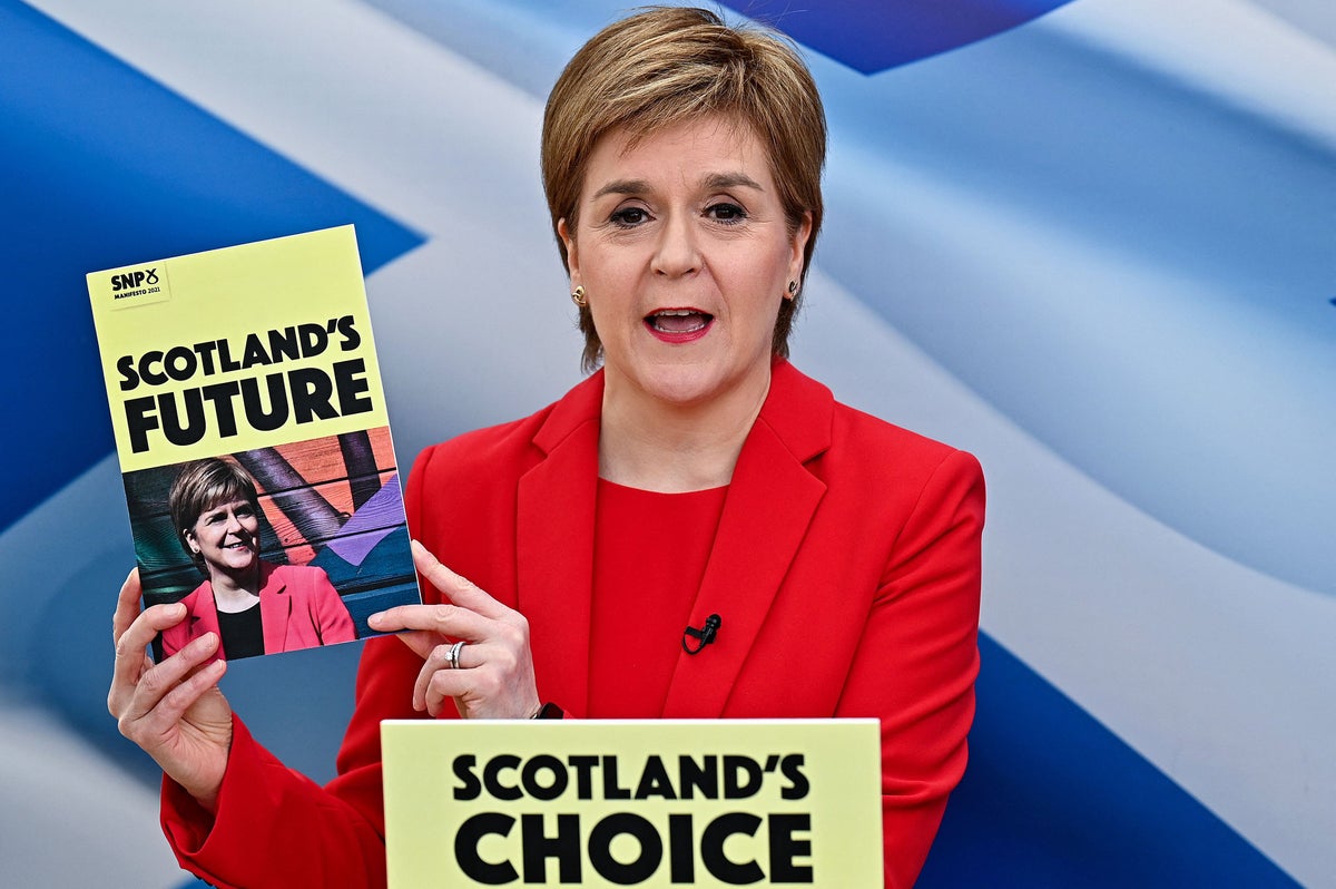 nicola sturgeon promises to trial four day working week for scots the independent nicola sturgeon promises to trial four day working week for scots the independent