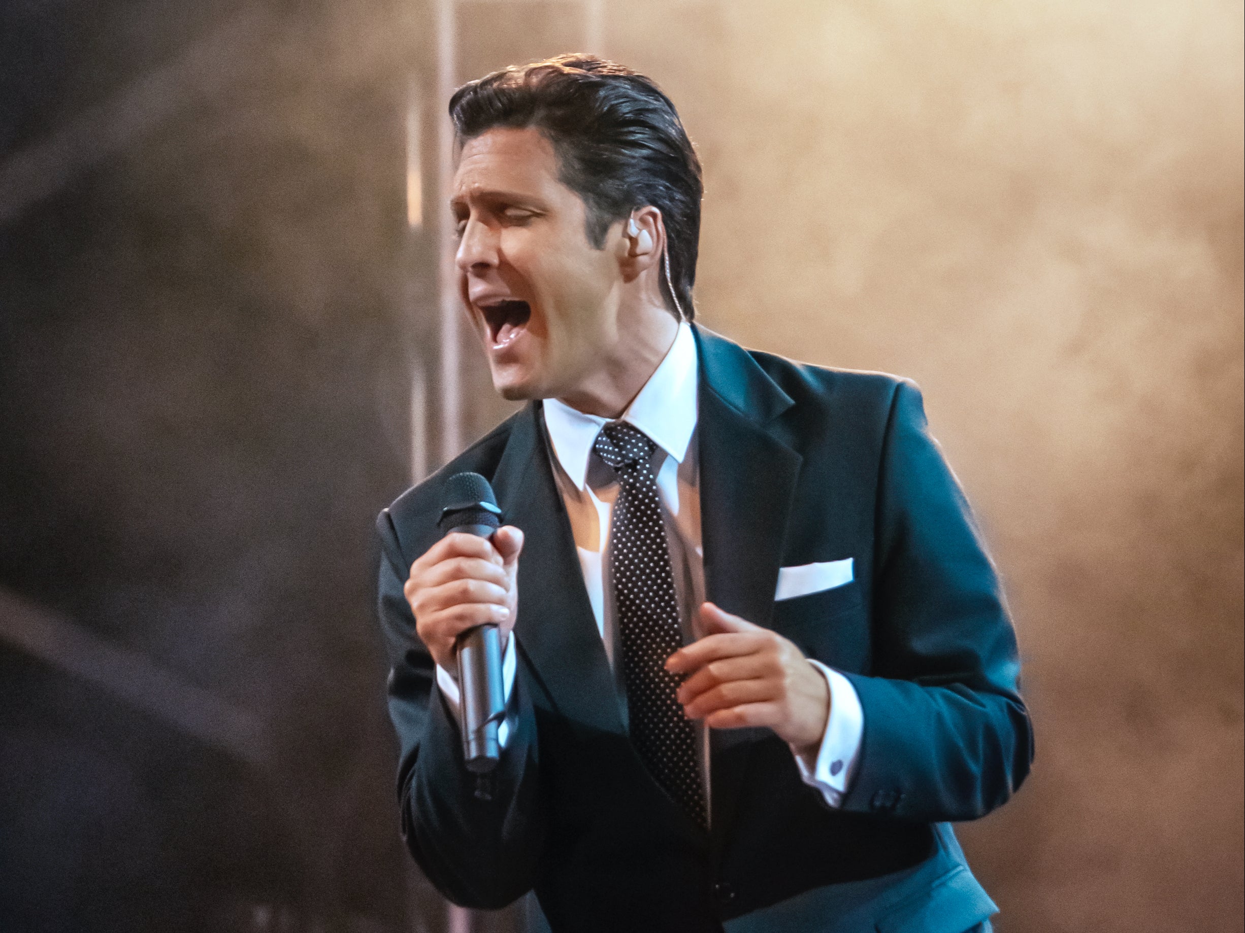 <p>Diego Boneta regresa en la segunda temporada de “Luis Miguel: La serie” interpretando al cantante. </p>