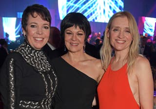 pOlivia Colman, Helen McCrory y Anne-Marie Duff en la fiesta posterior de los 65 premios Evening Standard / p