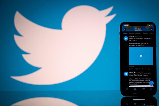 <p>The Twitter outage follows an hours-long outage in the early hours of Saturday morning</p>