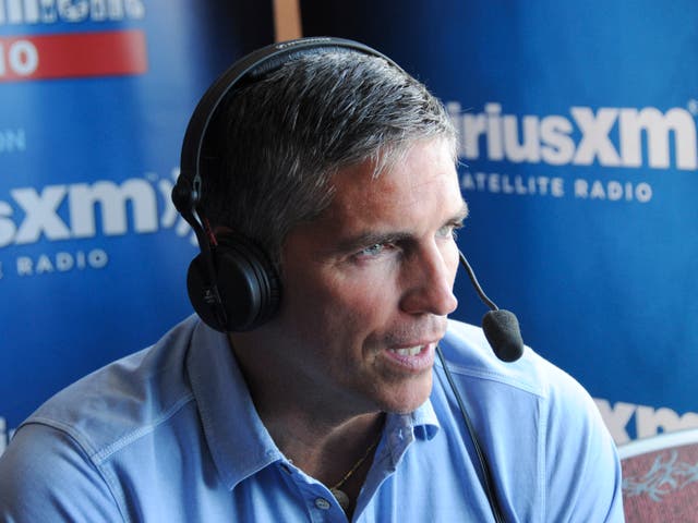 El actor Jim Caviezel asiste a las transmisiones del canal de radio Entertainment Weekly de SiriusXM desde Comic-Con el 11 de julio de 2015.