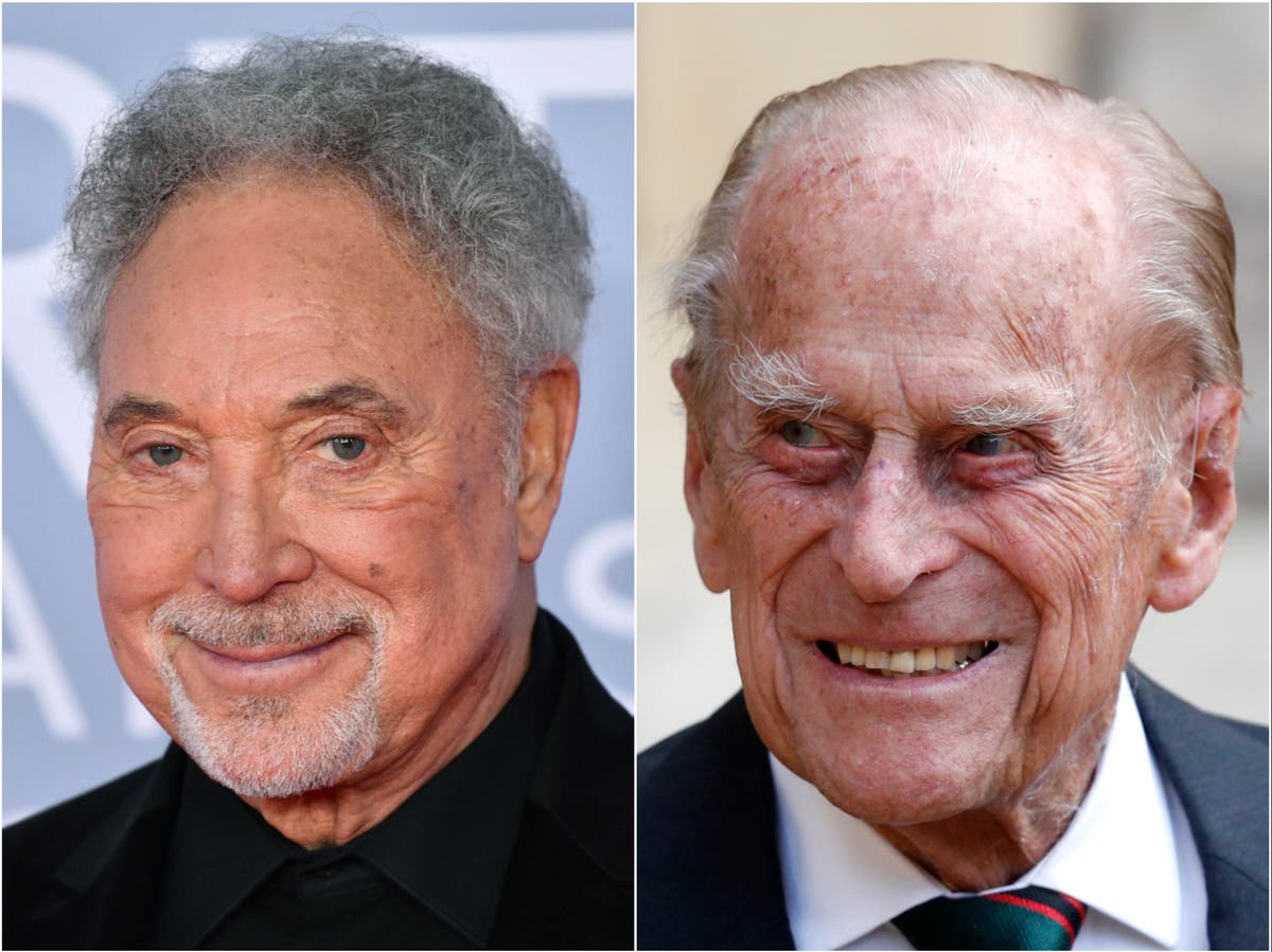 Tom Jones recalls meeting Prince Philip after Duke’s ‘gargle with pebbles’ remark Tom Jones recalls meeting Prince Philip after Duke’s ‘gargle with pebbles’ remark