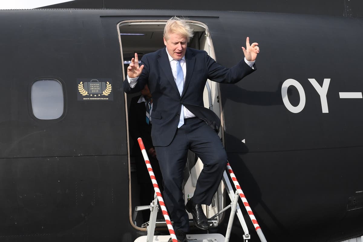 Boris Johnson &lsquo;planning to take green flight&rsquo; to Cop26 climate summit