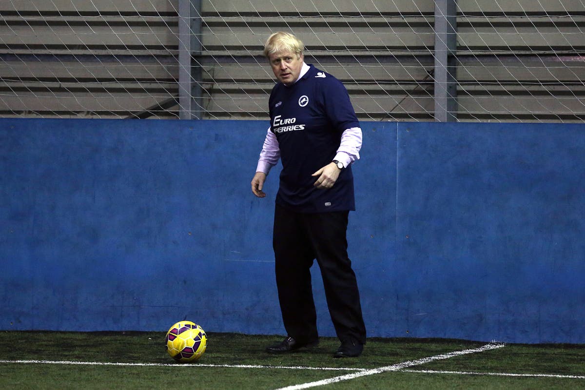 Boris Johnson to meet with football bosses over European ...