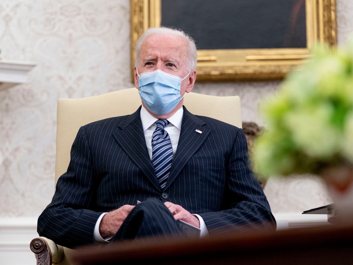 Biden news - live: Tributes for &lsquo;universally respected&rsquo; Walter Mondale, as &lsquo;alien&rsquo; term for migrants banned