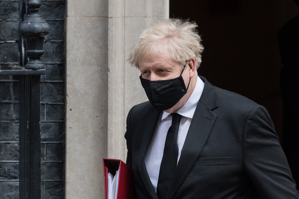 Give up power to rule on sleaze probes of ministers, watchdog tells Boris Johnson