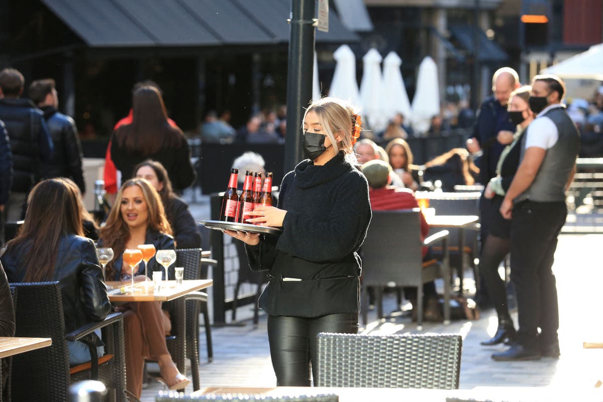 Outdoor hospitality to reopen in Wales from Monday
