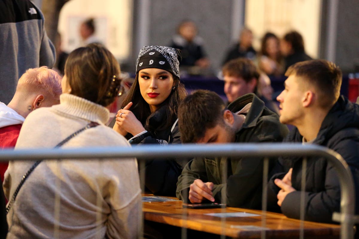 Many Britons feel no one knows the &lsquo;real&rsquo; them, poll says