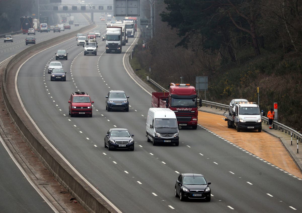 Most drivers want hard shoulder back on smart motorways, poll finds Most drivers want hard shoulder back on smart motorways, poll finds