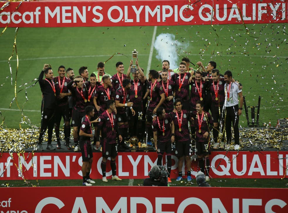 TOKIO-FUTBOL