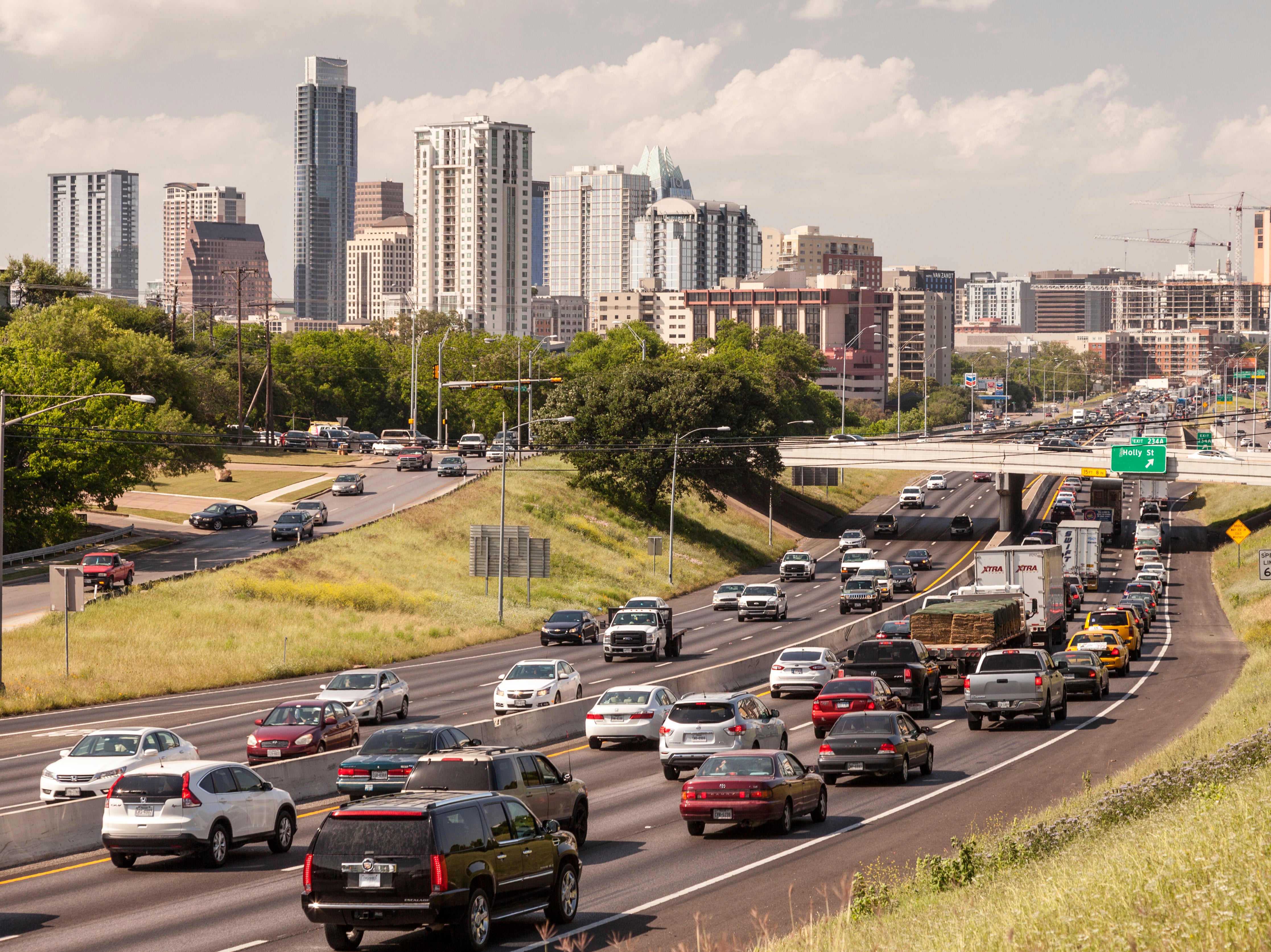 Heavy rush hour traffic on the highway near Austin