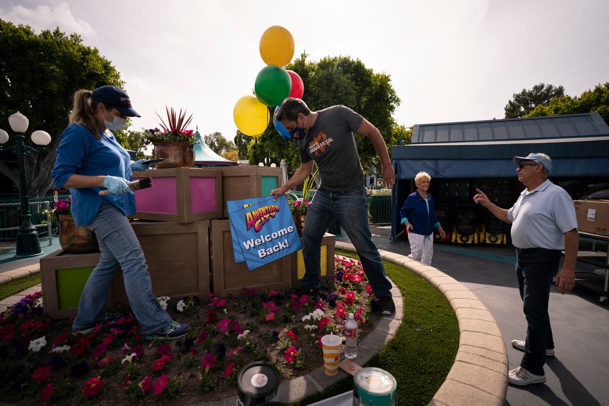 AP PHOTOS: California theme park reopens after virus closure