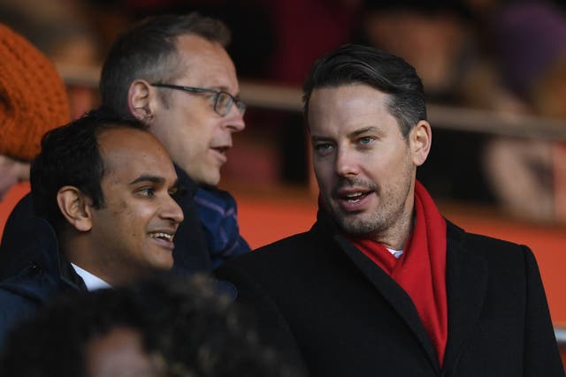 <p>Arsenal director Josh Kroenke (right) with CEO Vinai Venkatesham (left)</p>