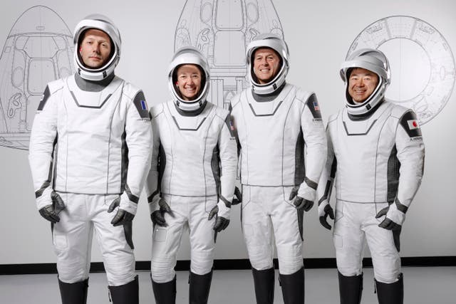 SpaceX Crew Launch Astronauts