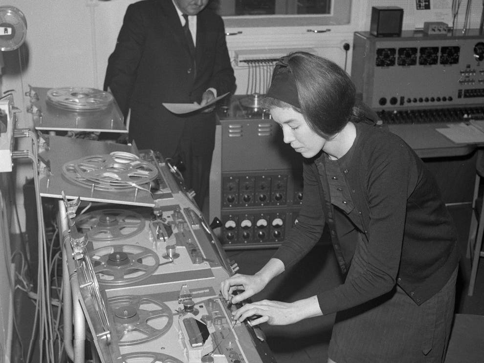 Sisters With Transistors How the women of early electronic music are