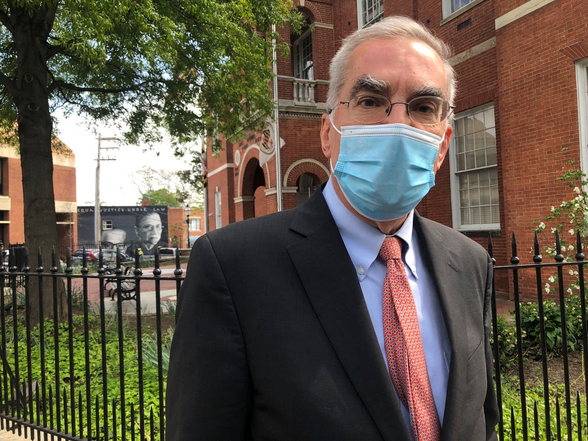 Expert explains mental health report on newspaper gunman