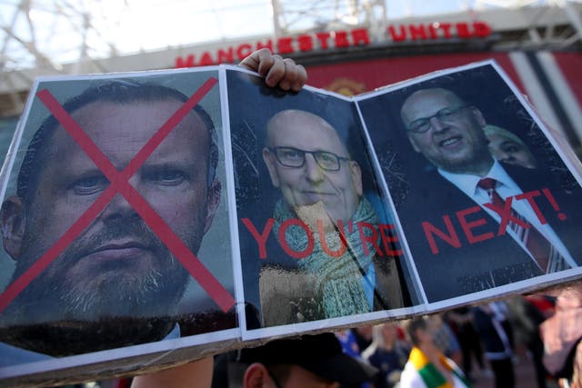 Manchester United fans protest against club ownership