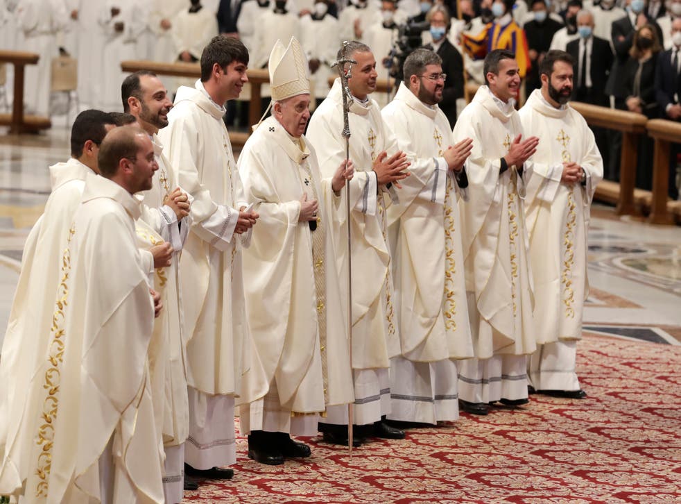 VATICANO NUEVOS SACERDOTES