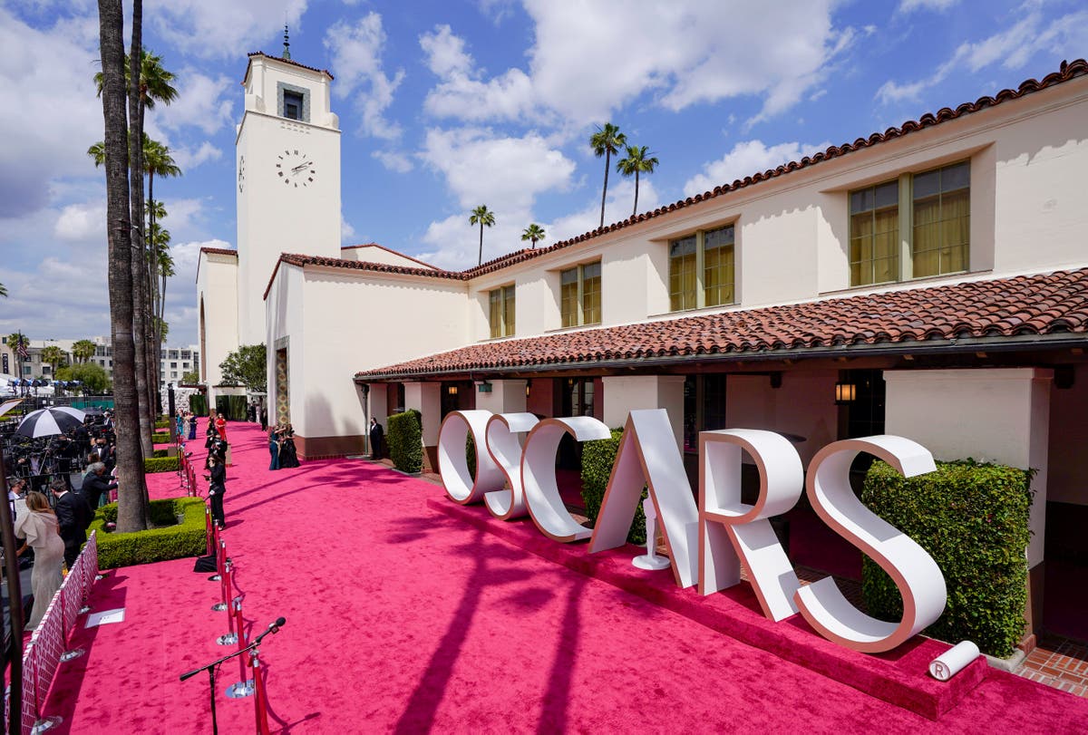 Oscars 2021: Best dressed stars on the red carpet Oscars 2021: Best dressed stars on the red carpet