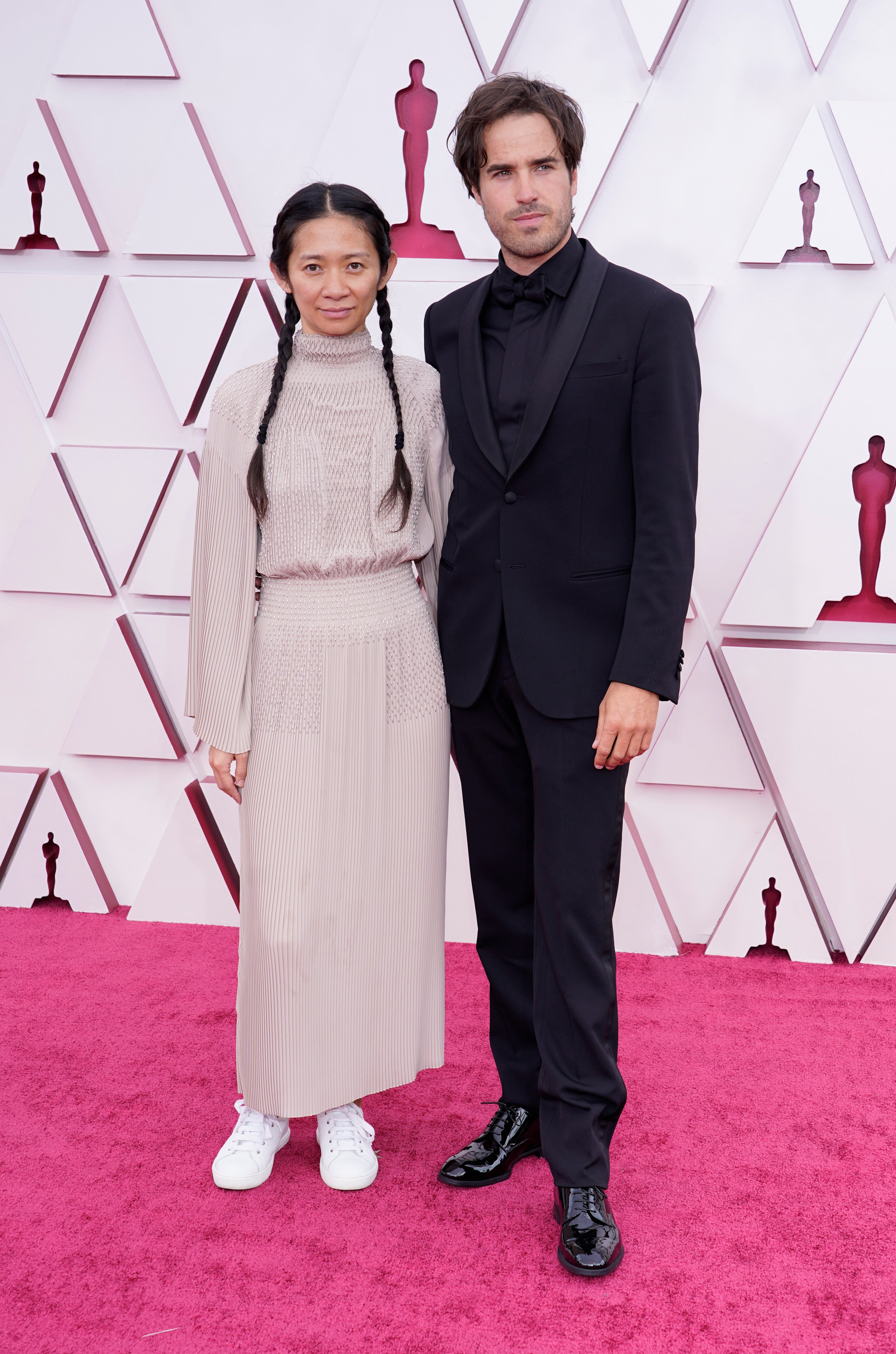 Chloe Zhao, left, and Joshua James Richards at the 93rd Academy Awards